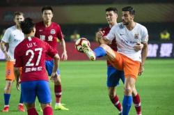 开云体育官网-青岛队险胜广州队，米切尔状态火热的简单介绍