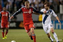 开云体育APP下载-包含阿斯科利主场三球大胜剑桥联，豪取胜利的词条