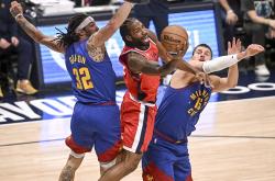 开云体育入口-热火主场大胜老鹰，终结两连败稳固东部前列的简单介绍