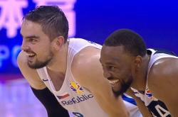 开云足球直播-关于捷克队逆风翻盘，实现不可能的壮举的信息