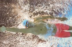 开云体育直播-绝境翻盘！马来西亚队惊天逆转印尼，桃田贤斗重现王者光芒