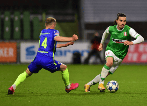 阿贾克斯击败那不勒斯，荷甲球队赢得胜利的简单介绍