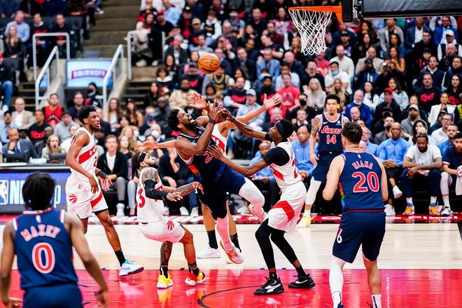 巴西男篮翻盘猛龙,哈里斯统治全场的简单介绍 巴西男篮翻盘猛龙,哈里斯统治全场的简单介绍