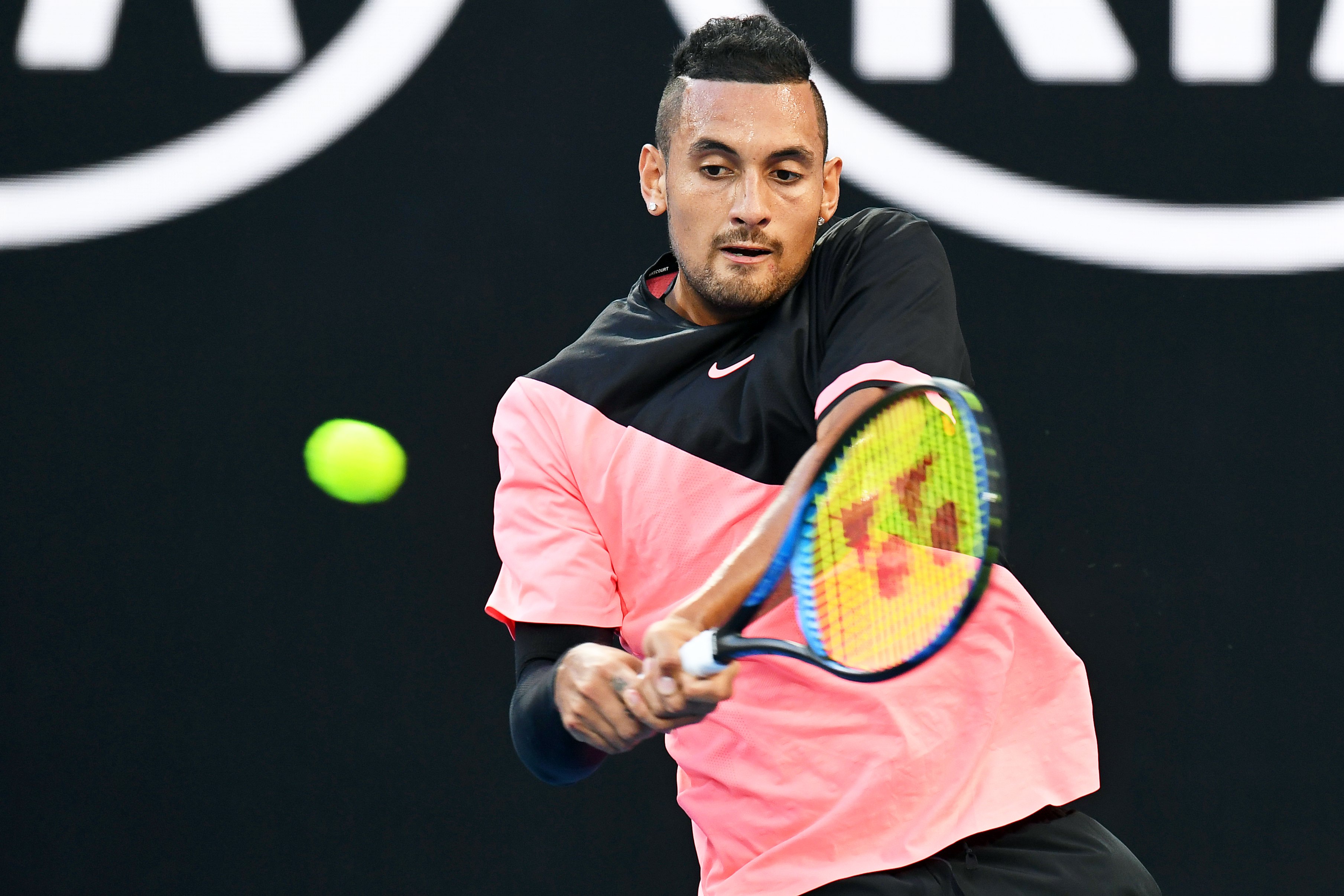 欧洲网球队碾压英国网球队，克耶高斯绝境逆转的简单介绍