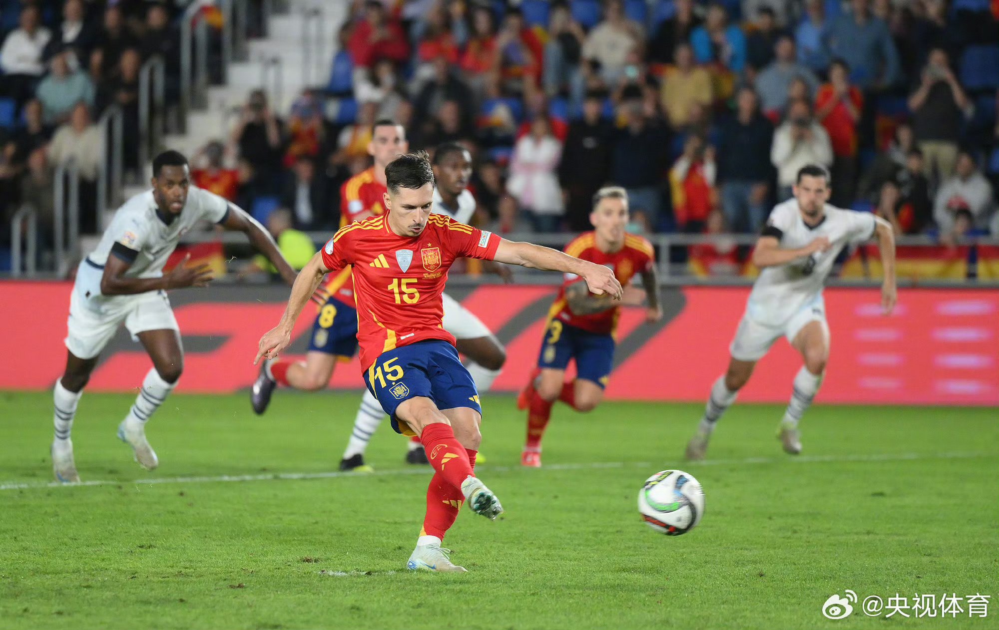 瑞典男足表现抢眼,成功杀入淘汰赛的简单介绍 瑞典男足表现抢眼,成功杀入淘汰赛的简单介绍