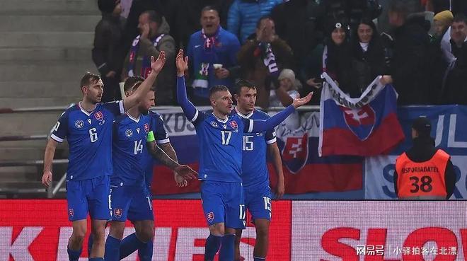 包含斯洛伐克队连胜,冲击欧预赛冠军的词条 包含斯洛伐克队连胜,冲击欧预赛冠军的词条