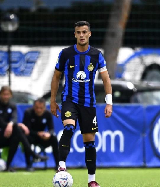 国米官宣再续长约，意大利国脚留队的简单介绍