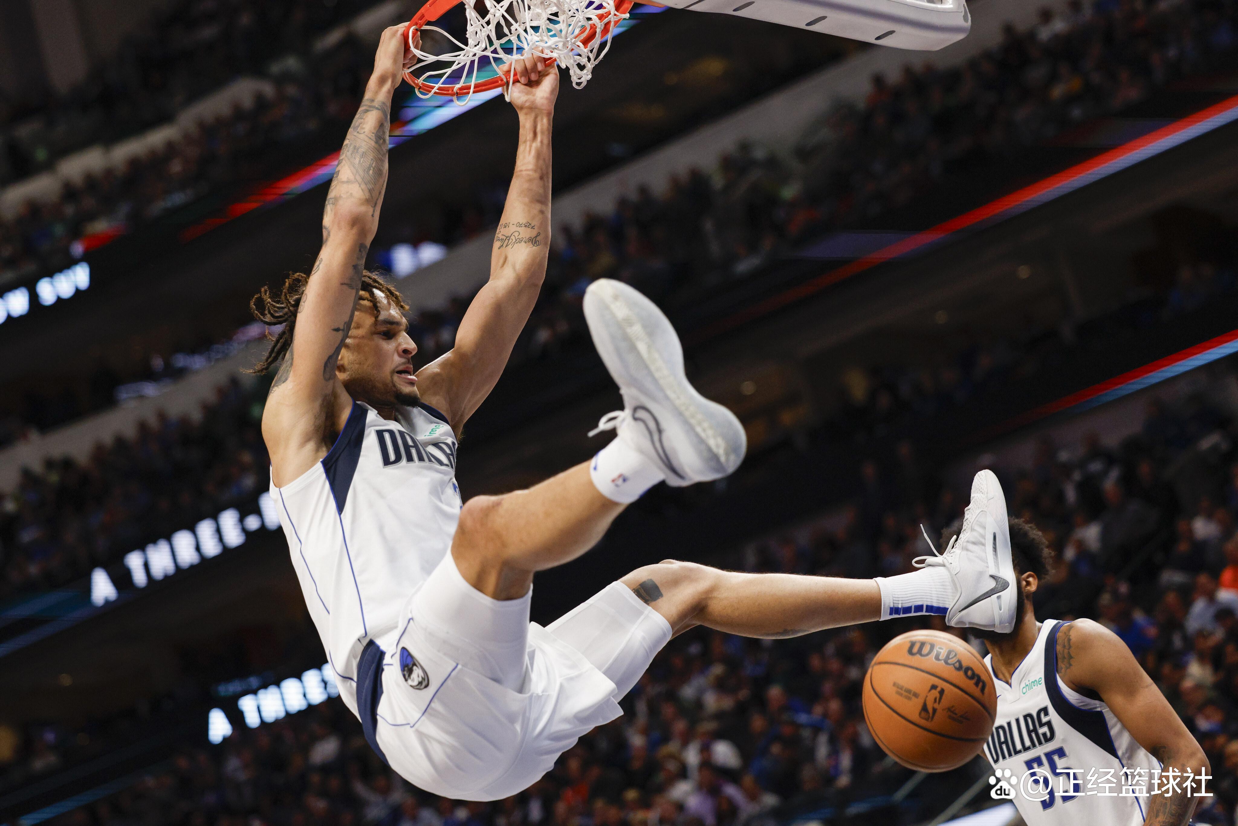 包含独行侠新星自序列连续得分，球队士气高涨的词条