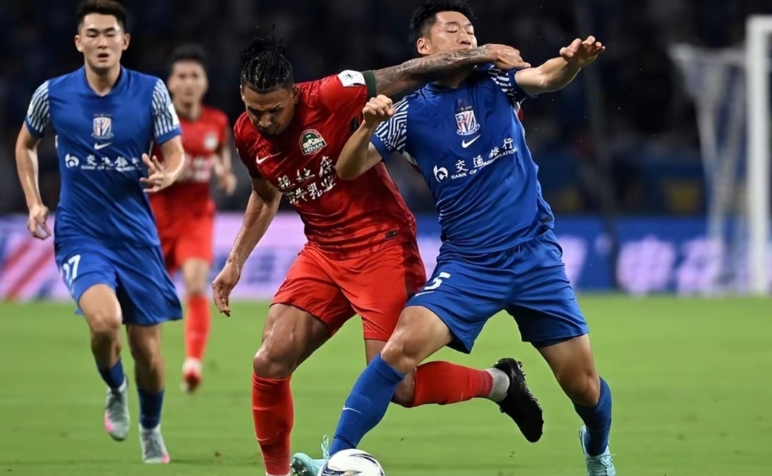 郑州俱乐部在国际足坛比赛中取得重大突破