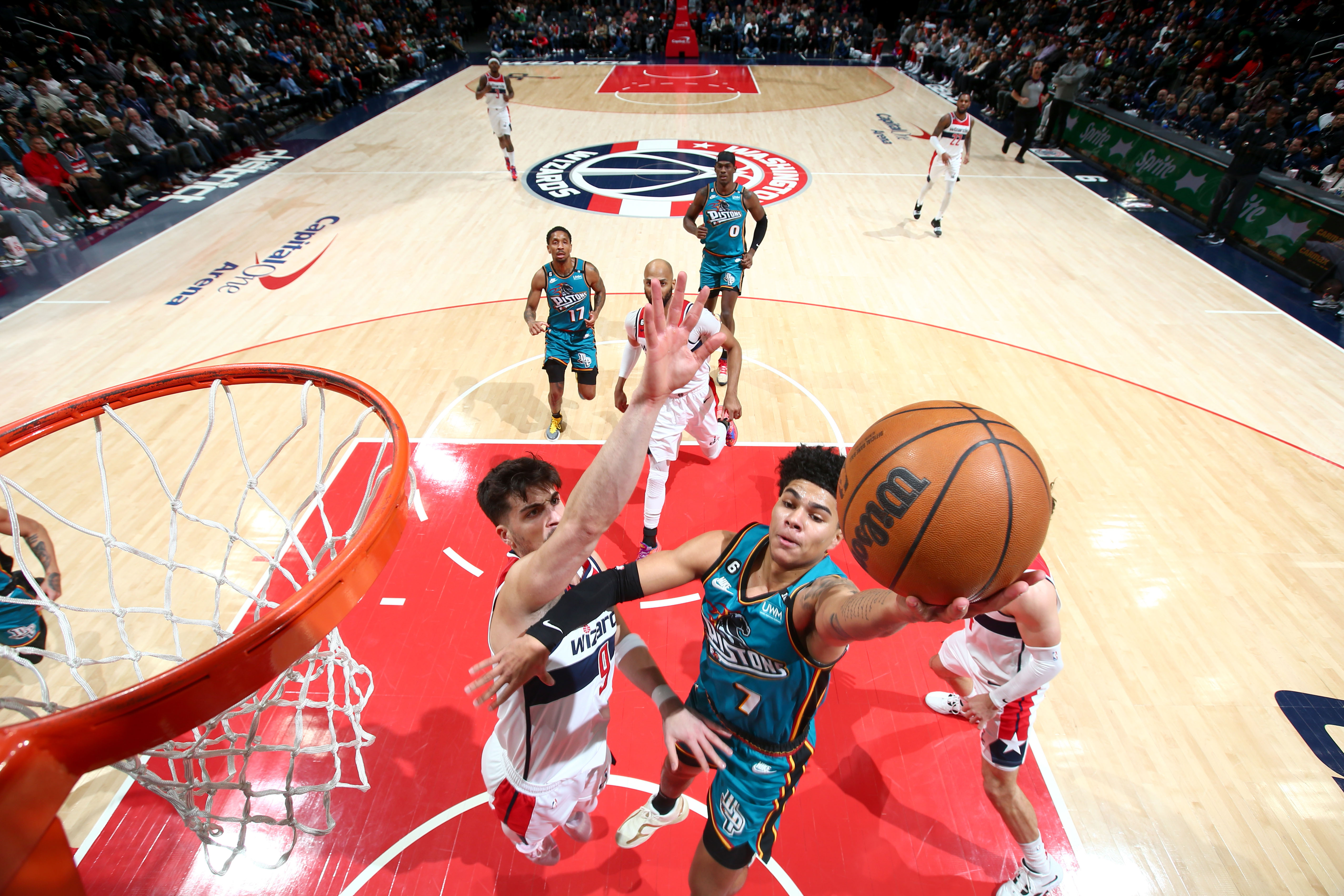 尼日利亚男篮绝地反击美国男篮，福克斯高光表现的简单介绍