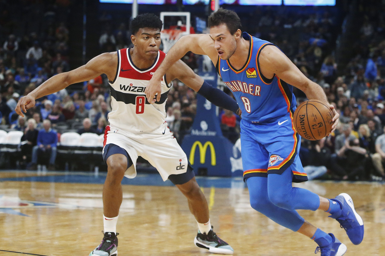 关于雄鹿血洗美国男篮，加里纳利打破历史纪录的信息