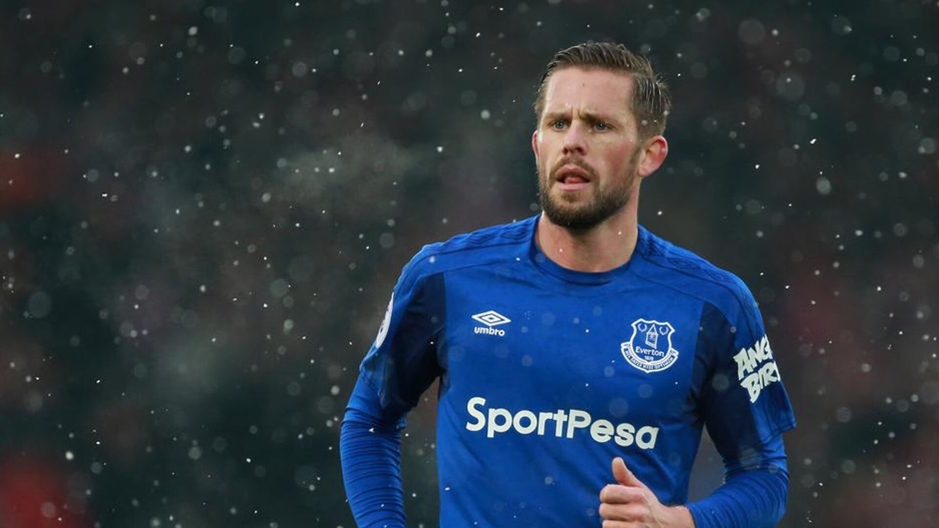 从维也纳到慕尼黑，格纳布里如何以奥地利式坚韧在欧冠赛场正面击溃对手