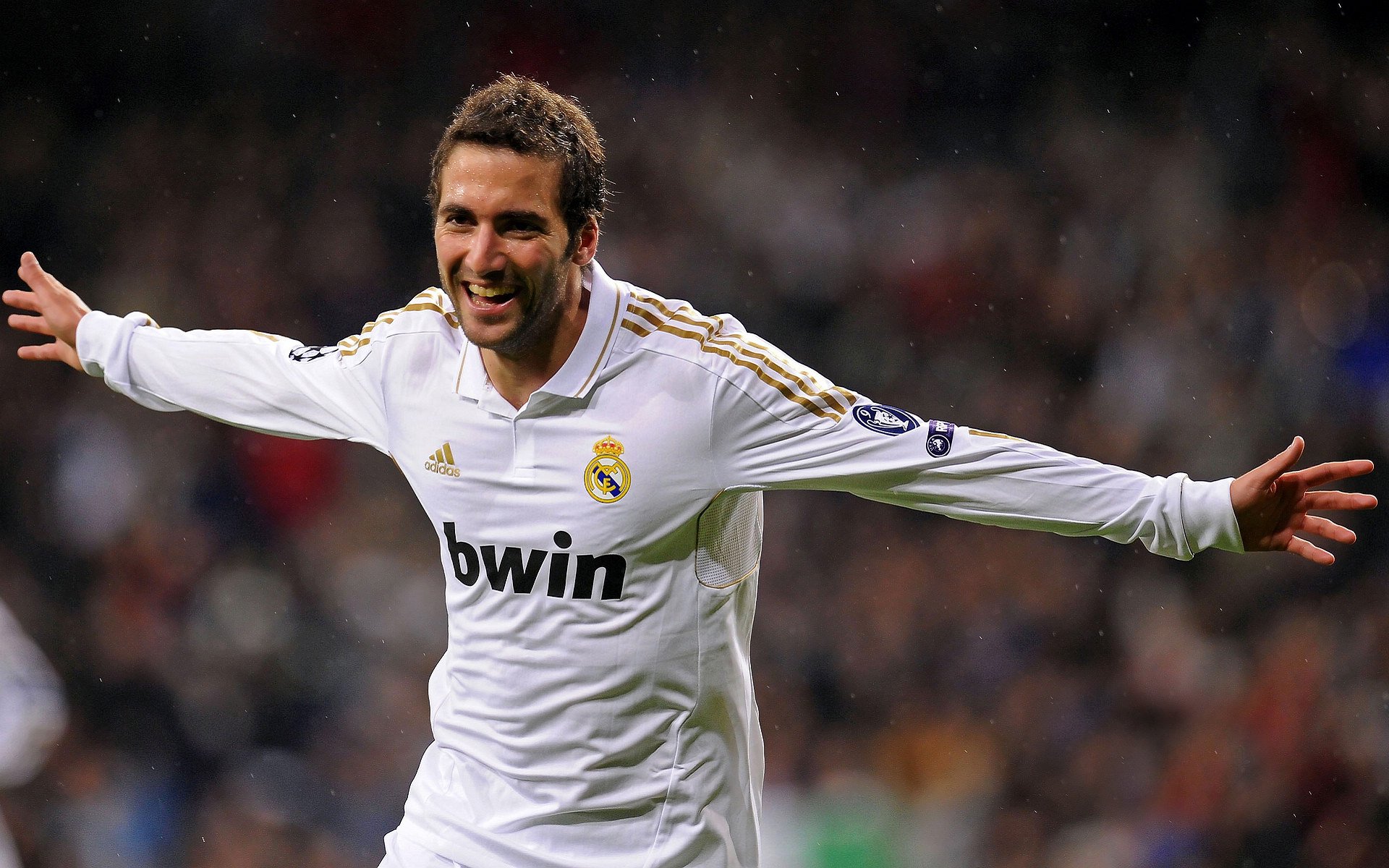 北美绿茵的独舞者,福登在美加墨之夜攻防两端的唯一性统治