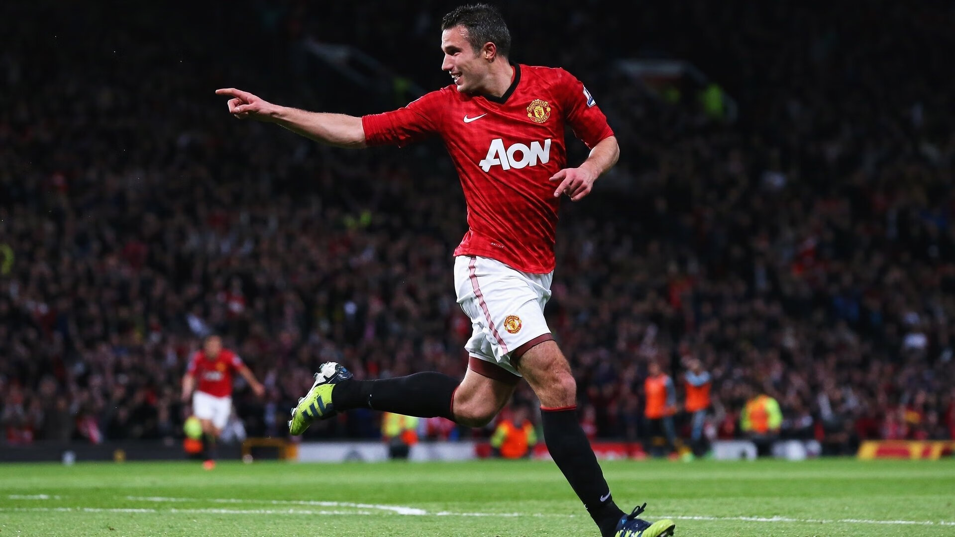 德甲争冠战之夜,米切尔进攻端无人可挡,一己之力改写历史